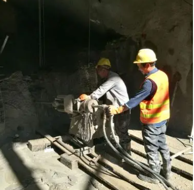 鸡西水下抗分散灌浆料特点 水下不分散注浆料介绍